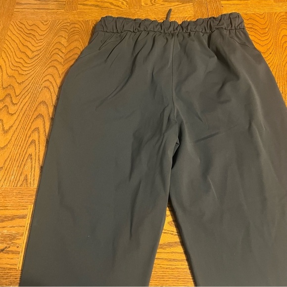 Lululemon Keep Moving Pant 7/8 High-Rise in Graphite Gray Sz 12 Athletic Travel - Picture 13 of 16